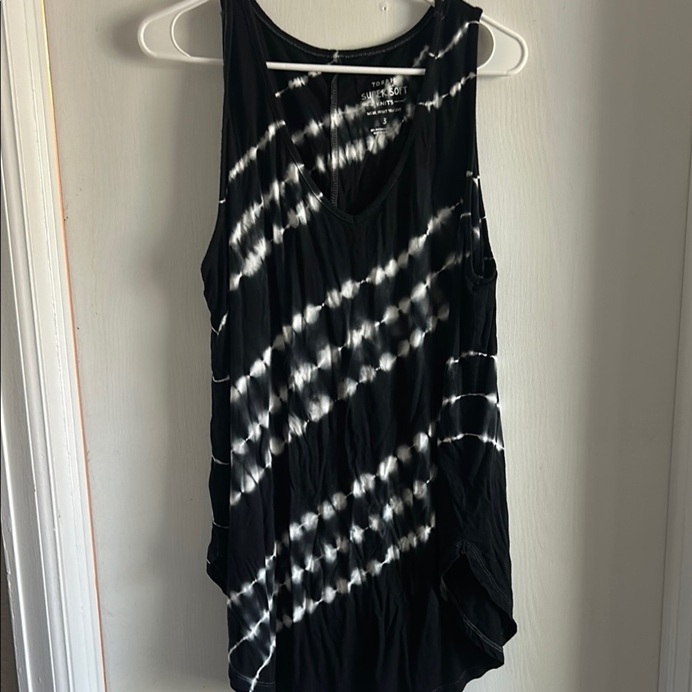 Torrid Monochrome Tie-Dye Knit Top
